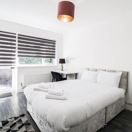 Urban Oasis Bed & Breakfast London Bagian luar foto