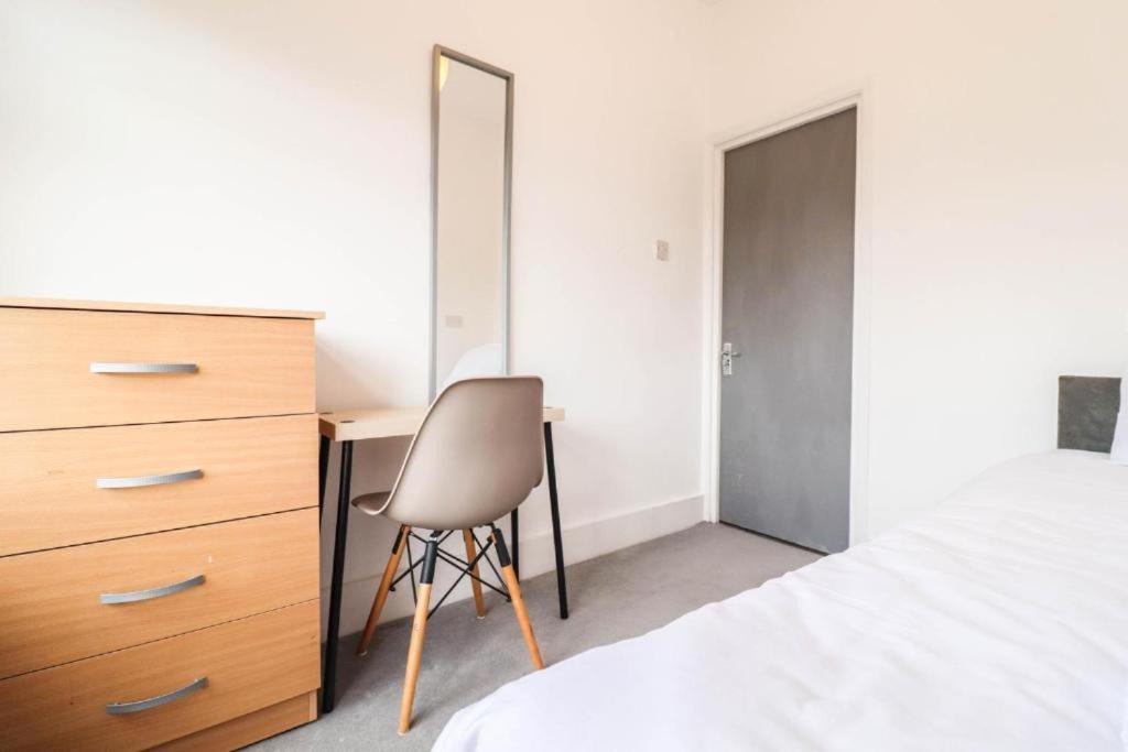 Urban Oasis Bed & Breakfast London Bagian luar foto